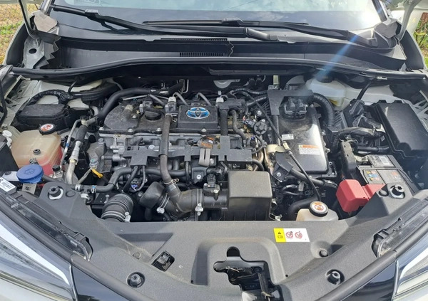 Toyota C-HR cena 89900 przebieg: 85000, rok produkcji 2019 z Gniezno małe 37